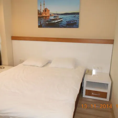 Yasar Hotel *