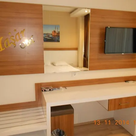 Yasar Hotel *